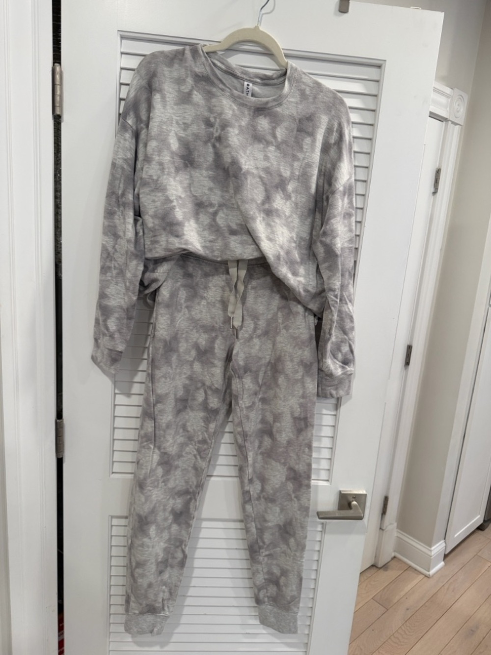 Athleta Gray Tie-Dye Sweat Set